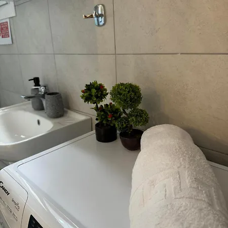 Deppy's In Apartament *